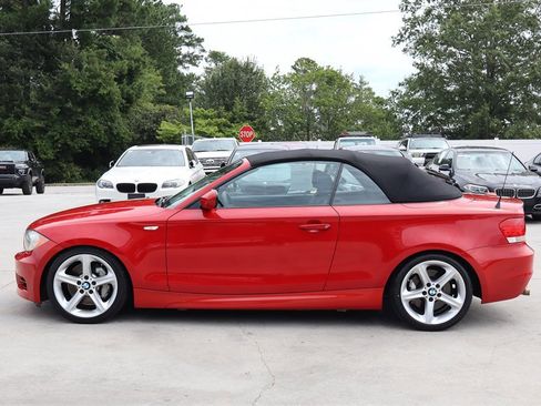 Used 2011 BMW 135i Convertible image 7