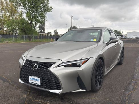 Used 2021 Lexus IS 300 w/ Comfort Package RWD image 4
