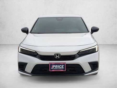 Used 2022 Honda Civic Sport image 2