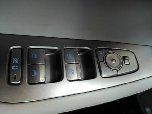 Used 2024 Hyundai Palisade SEL FWD image 35