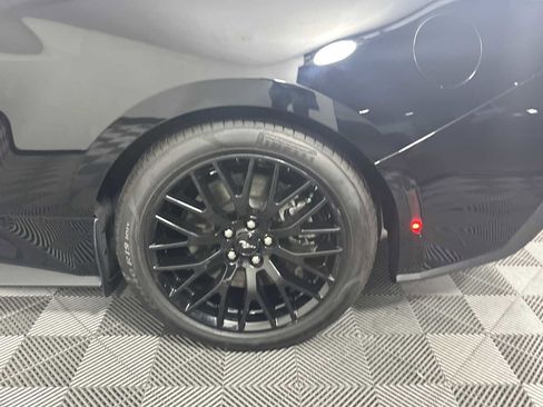 Used 2025 Ford Mustang GT Premium RWD image 22