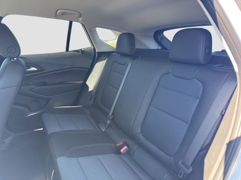 New 2026 Chevrolet Trax LT w/ LT Convenience Package FWD image 12