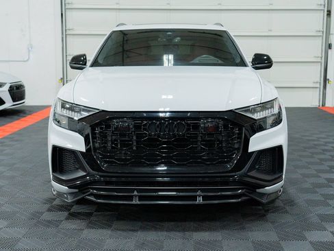Used 2023 Audi SQ8 Prestige w/ Prestige Package AWD/4WD image 2