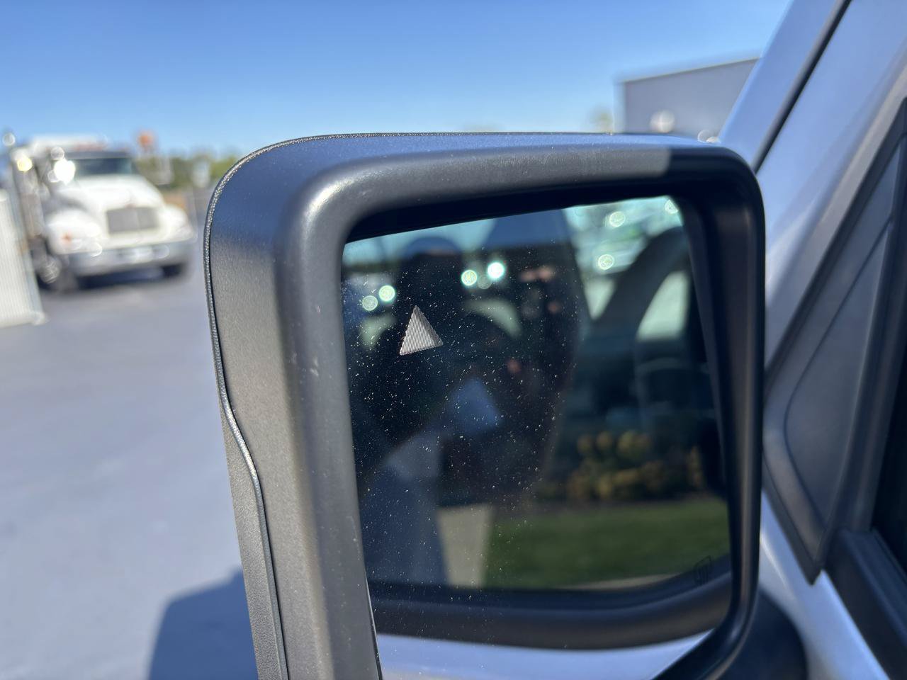 Used 2024 Jeep Wrangler Unlimited Rubicon 4xe AWD/4WD image 37