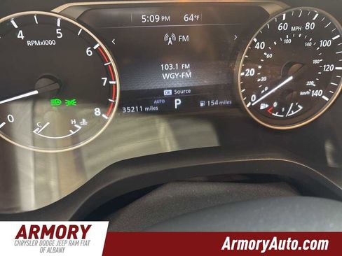 Used 2023 Nissan Rogue SV image 16