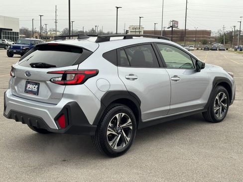 Used 2024 Subaru Crosstrek 2.0i Premium image 6
