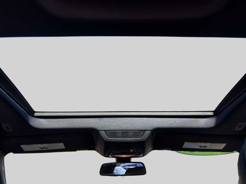 Used 2013 BMW 750i RWD image 9