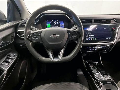 Used 2023 Chevrolet Bolt EUV LT FWD image 4
