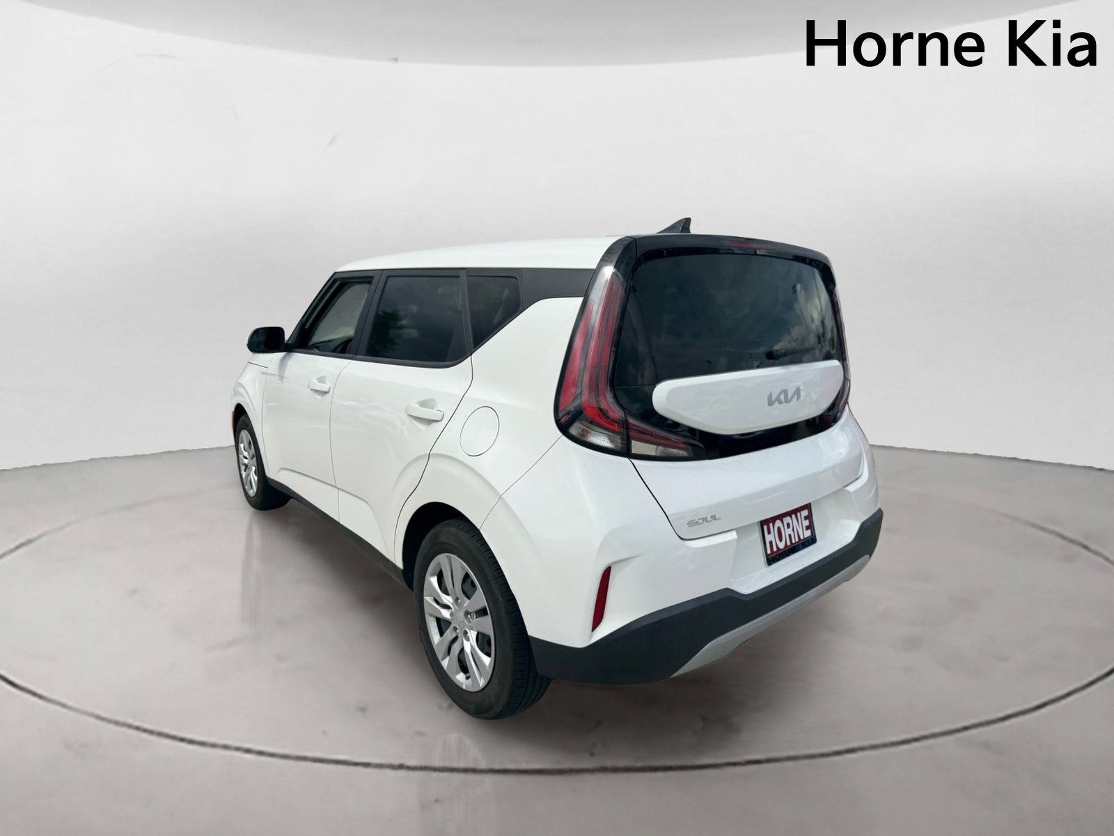Used 2023 Kia Soul LX FWD image 5