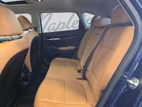 Used 2024 Kia Seltos SX w/ SX Sunroof Package AWD/4WD image 30