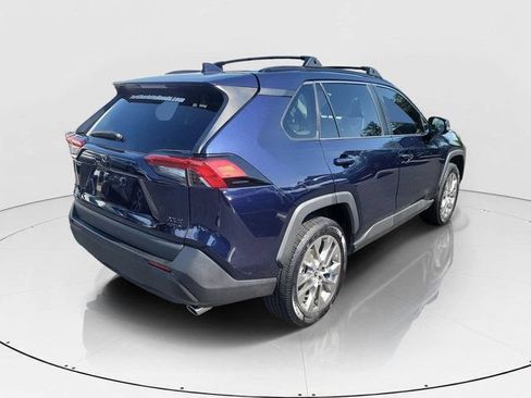 Used 2019 Toyota RAV4 XLE Premium w/ Cold Weather Package AWD/4WD image 33