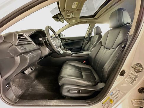 Used 2019 Honda Insight Touring image 13