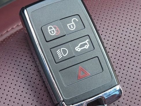 Used 2023 Land Rover Range Rover Sport SE Dynamic AWD/4WD image 37