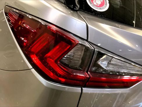 Used 2020 Lexus RX 350L Premium w/ Premium Package image 29