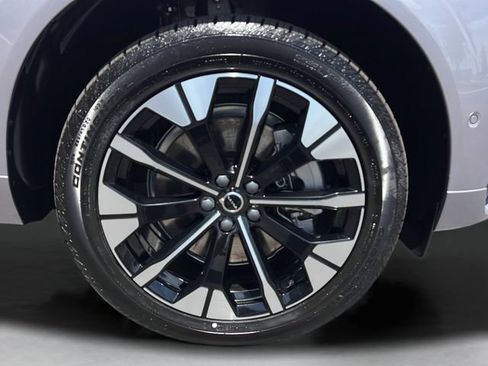 New 2026 Volvo XC60 T8 Plus AWD/4WD image 10