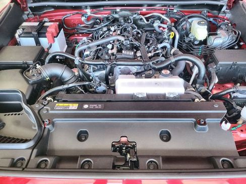 New 2026 Toyota 4Runner SR5 AWD/4WD image 25