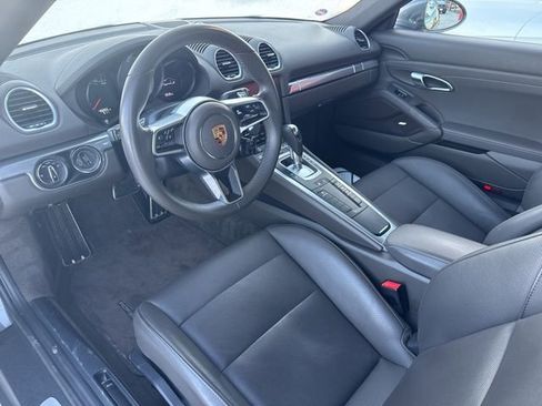 Used 2022 Porsche 718 Cayman S image 7