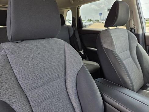 Used 2022 Nissan Rogue SV FWD image 32