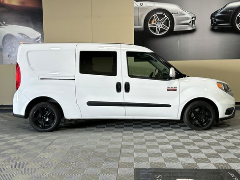 Used 2017 RAM ProMaster City Tradesman w/ Rear Back-up Camera Group FWD image 3