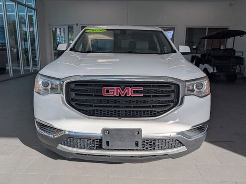 Used 2019 GMC Acadia SLE image 2