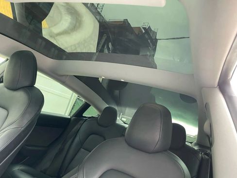 Used 2023 Tesla Model 3 Standard Range image 15