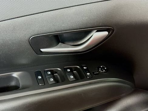 Used 2023 Hyundai Tucson SEL FWD image 19