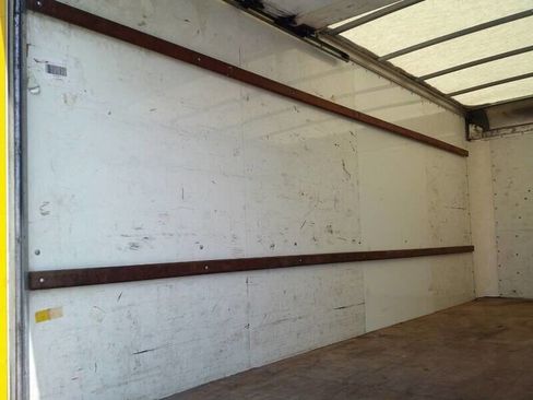 Used 2021 GMC Savana 3500 Extended w/ Power Convenience Package image 16