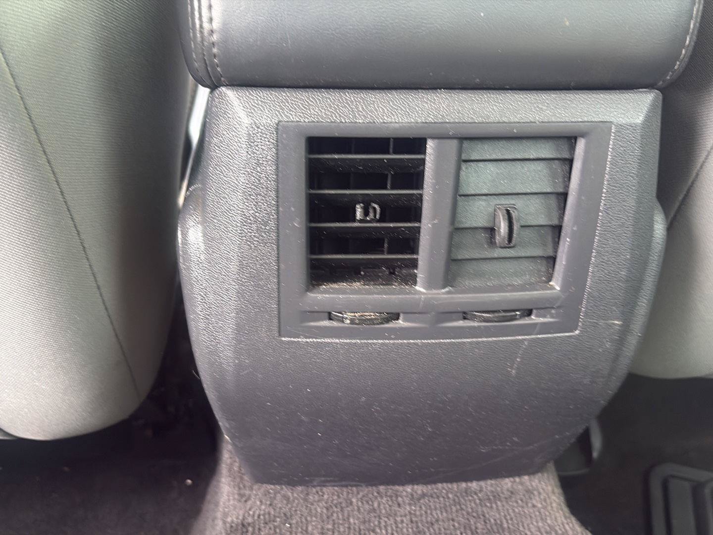 Used 2010 Dodge Charger SXT RWD image 21