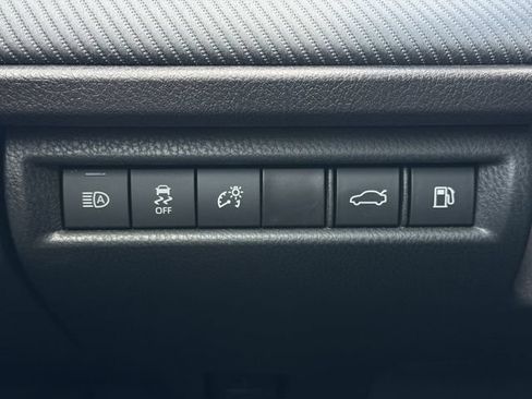 Used 2025 Toyota Camry SE w/ Convenience Package FWD image 22
