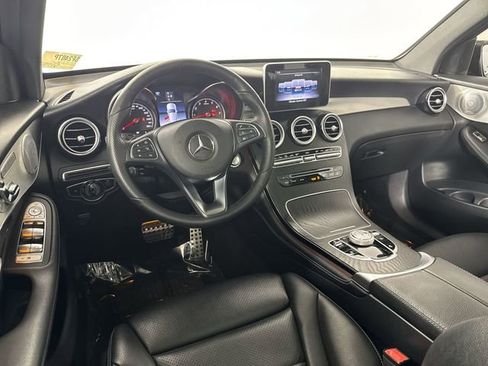 Used 2019 Mercedes-Benz GLC 300 4MATIC image 22