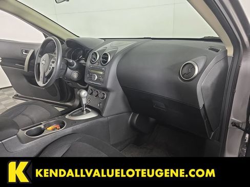 Used 2013 Nissan Rogue S AWD/4WD image 16