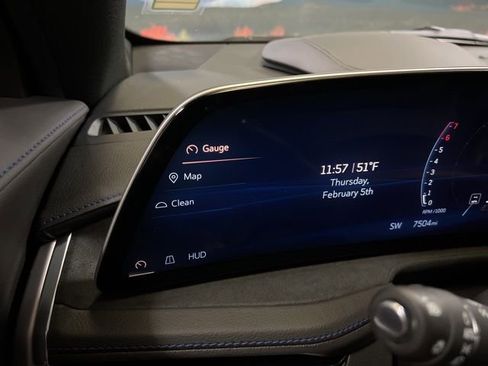 Used 2025 Cadillac XT4 Sport w/ Technology Package image 40