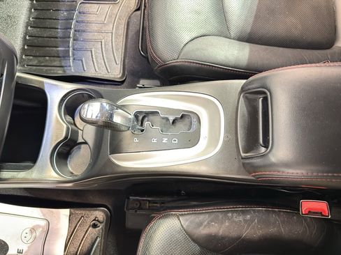 Used 2018 Dodge Journey GT image 18