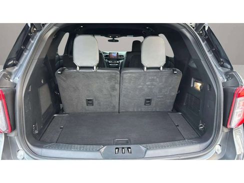 Used 2022 Ford Explorer ST w/ Equipment Group 401A image 9