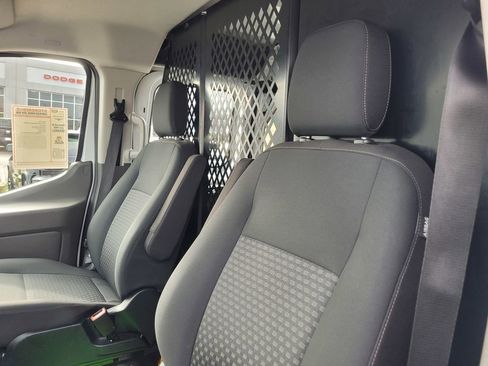 Used 2023 Ford Transit 250 Low Roof w/ Exterior Upgrade Package RWD image 17