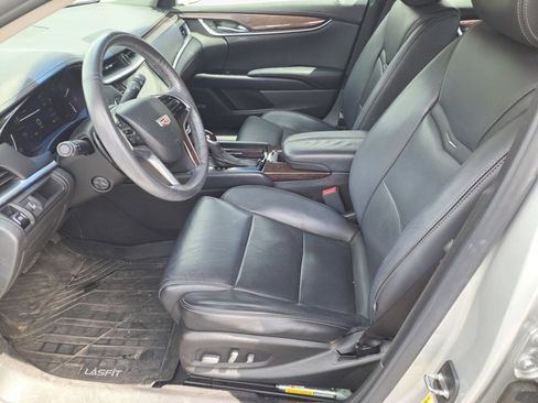 Used 2017 Cadillac XTS Luxury w/ Driver Awareness Package image 8