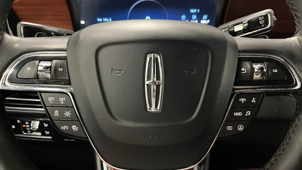 Used 2024 Lincoln Navigator Reserve AWD/4WD image 16