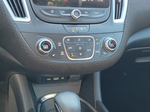 Used 2024 Chevrolet Malibu LT FWD image 27