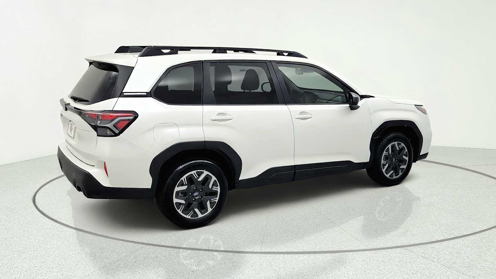 Certified 2025 Subaru Forester Premium AWD/4WD image 9