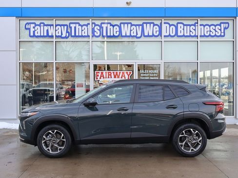 New 2026 Chevrolet Trax LT w/ Driver Confidence Package image 7