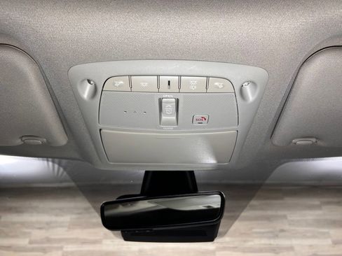 Used 2023 Nissan Maxima Platinum w/ Sport Mat Group FWD image 15