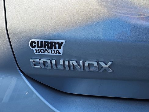 Used 2024 Chevrolet Equinox LT AWD/4WD image 32