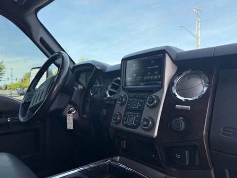 Used 2014 Ford F250 Platinum AWD/4WD image 11