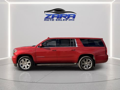 Used 2015 Chevrolet Suburban LT image 3