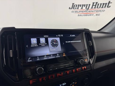 Used 2025 Nissan Frontier PRO-4X w/ Interior Protection Package AWD/4WD image 23