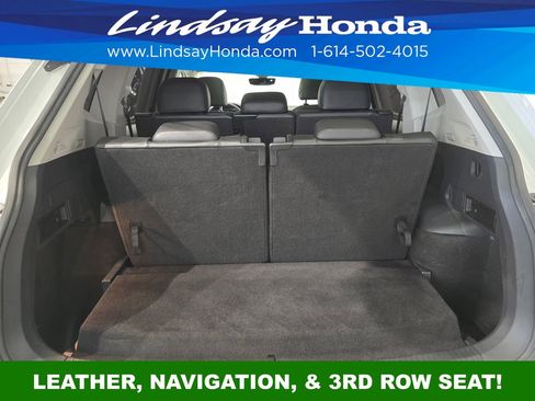 Used 2018 Volkswagen Tiguan SEL Premium w/ 3rd Row Seat Package image 8