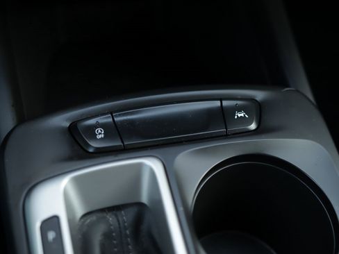 Used 2024 Chevrolet Trax LS w/ LS Convenience Package image 16