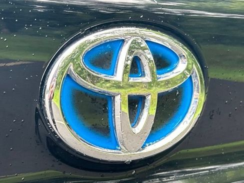 Used 2024 Toyota Sienna XLE w/ XLE Plus Package AWD/4WD image 7