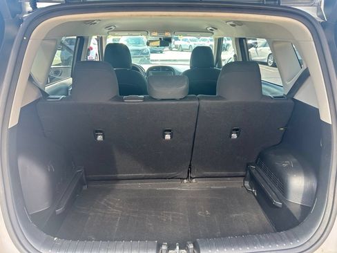 Used 2024 Kia Soul LX w/ Option Group 015 FWD image 11
