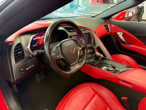 Used 2014 Chevrolet Corvette Stingray Coupe RWD image 31